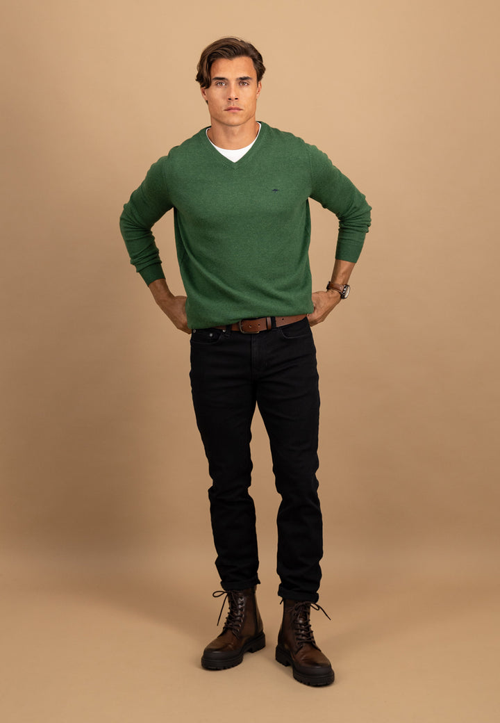 Feinstrickpullover aus Merino-Kaschmir mit V-Ausschnitt