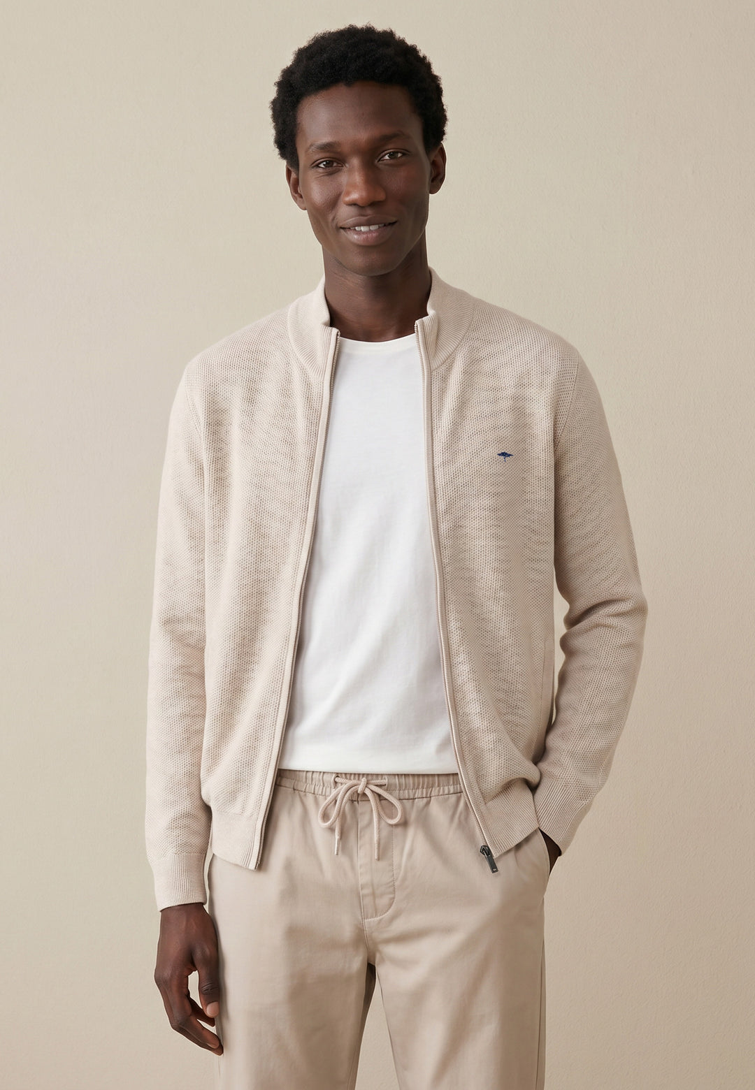 #color_new-offwhite