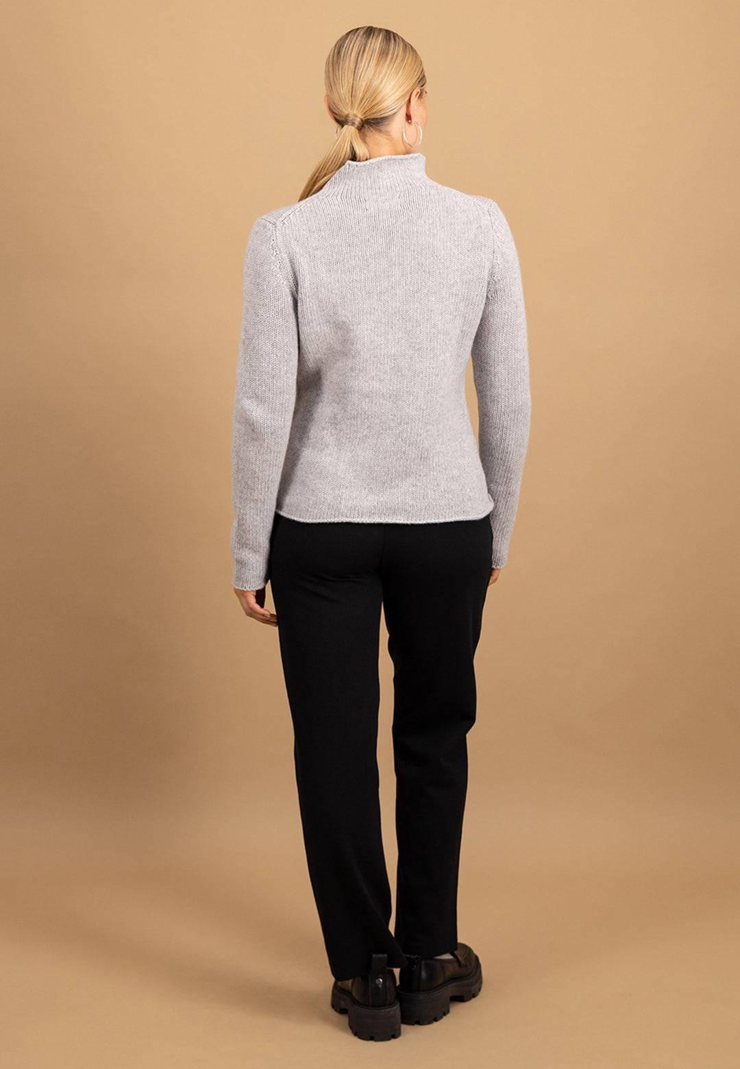 #farbe_alloy-grey
