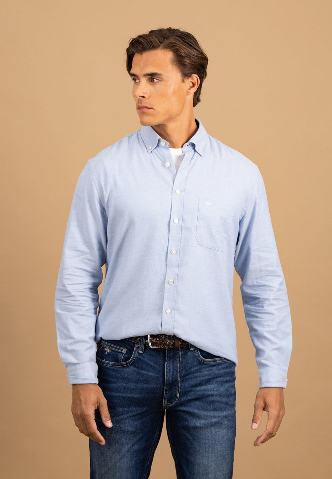 Cotton shirt with chest pocket and button-down collar