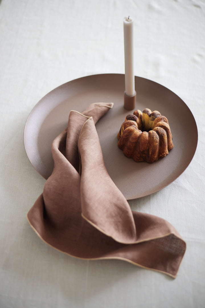 #farbe_walnut