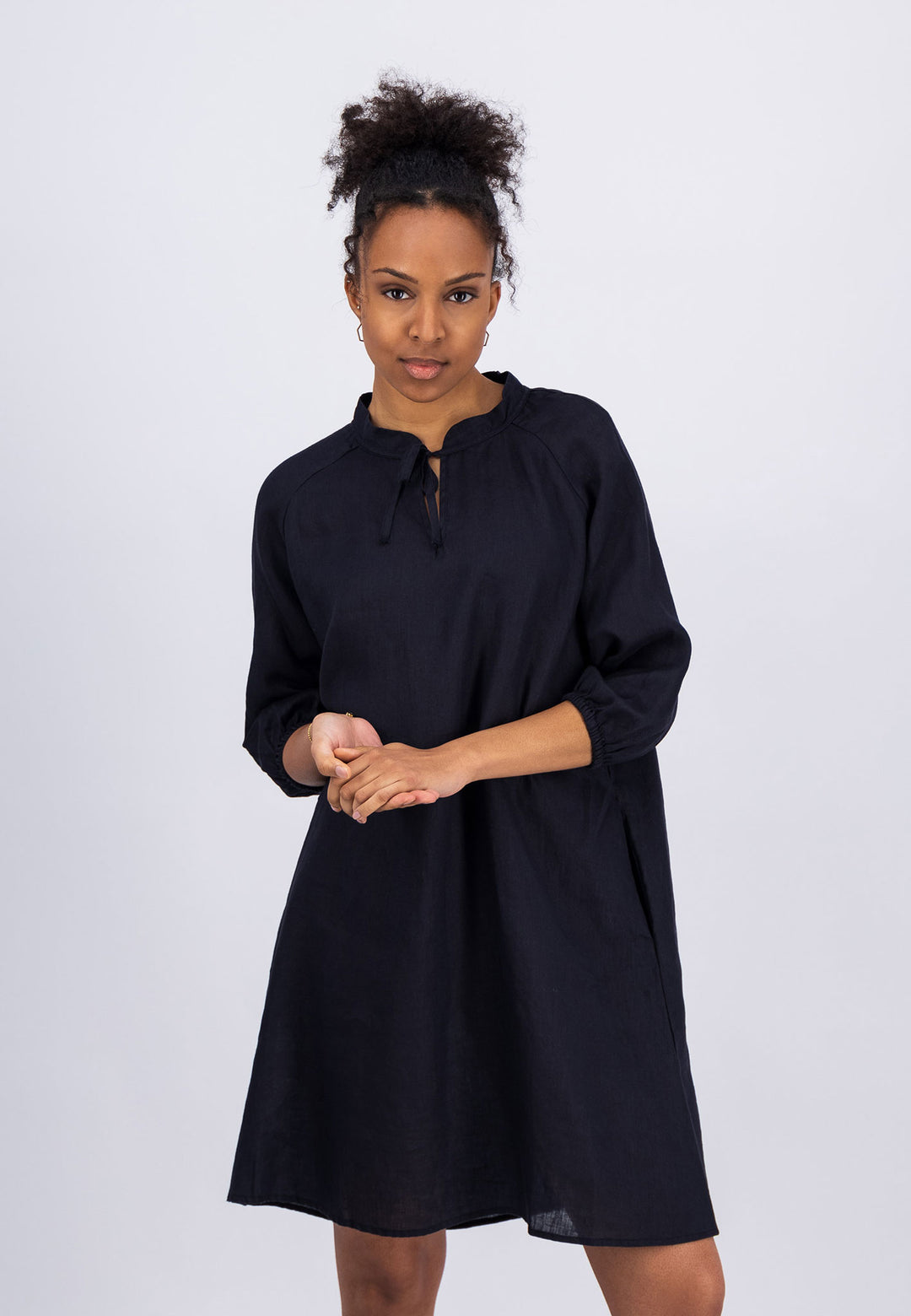 Airy tunic dress made of linen – FYNCH-HATTON | Offizieller Online Shop | Sommerkleider
